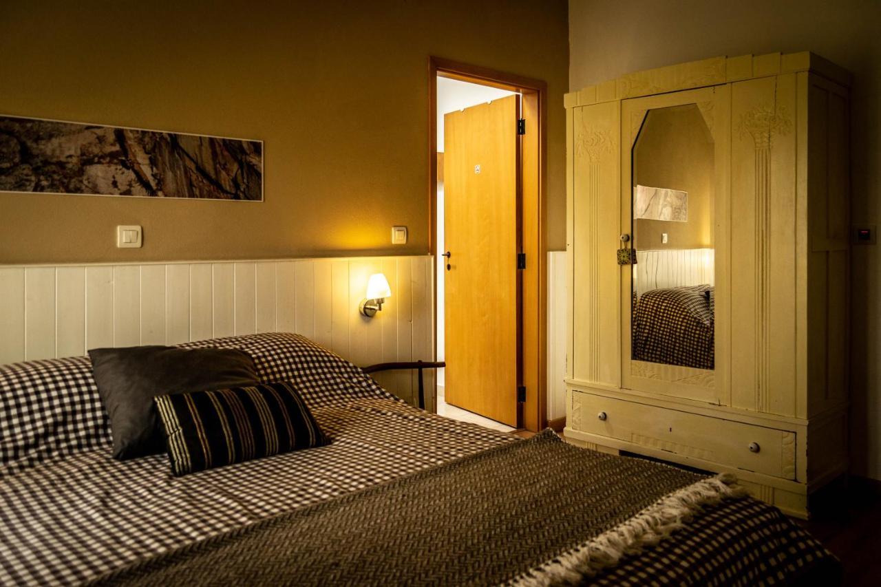 Casa Do Forno Guest House Salvaterra do Extremo Екстериор снимка