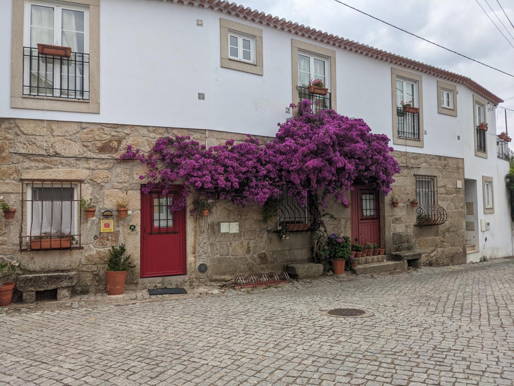 Casa Do Forno Guest House Salvaterra do Extremo Екстериор снимка